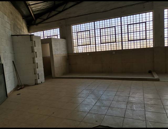 Industrial property to rent in HERIOTDALE
